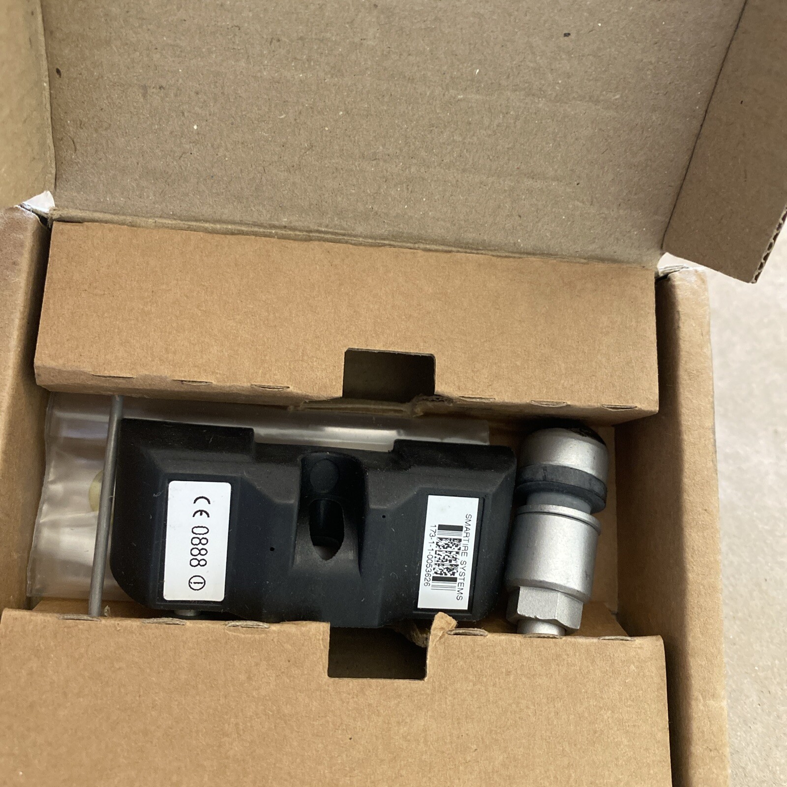 Aston Martin Tire sender valve ring set 1R12-36-10547 TPS