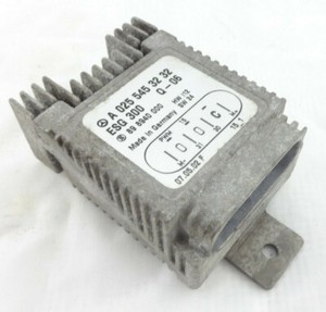 Steuergerät Kühlerlüfter Mercedes-Benz Vaneo W414 A0255453232