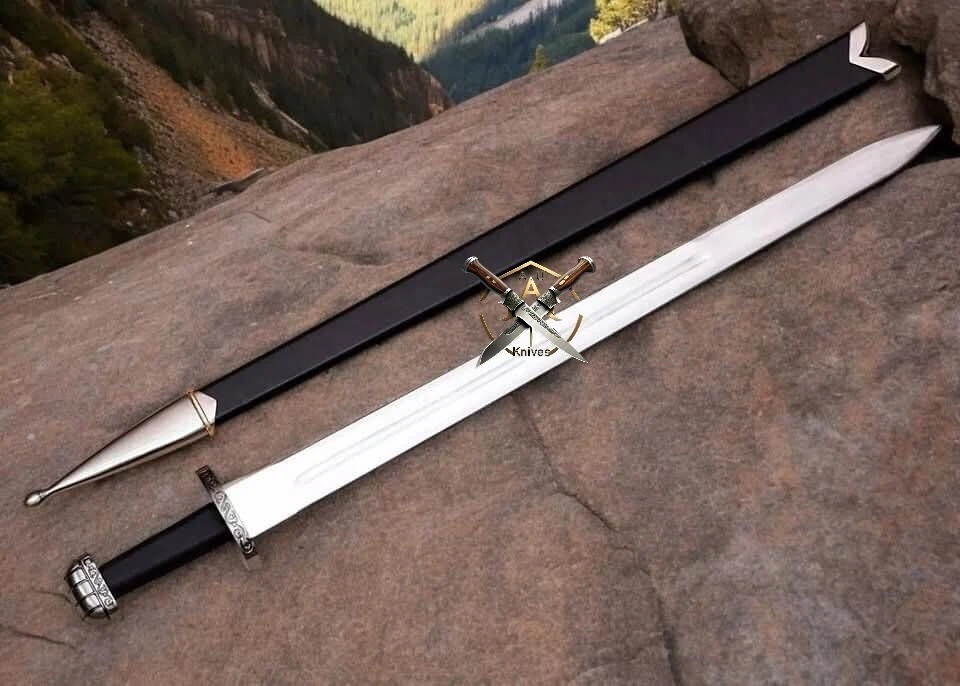 Espada vikinga medieval forjada a mano de acero al carbono lista con vaina. Foto 2 de 4