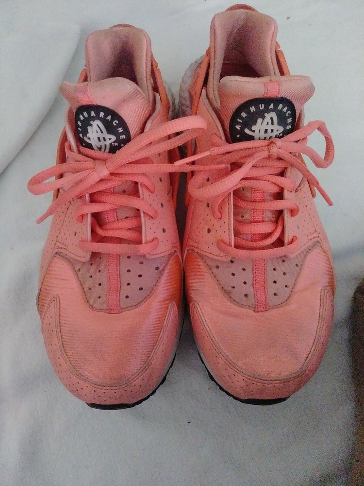 NIKE Air Huarache orange Sz 9.5 Men Running Shoes