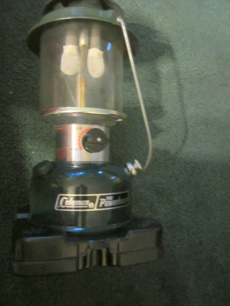 1 Coleman Powerhouse lantern 290A740 with box and plastic case