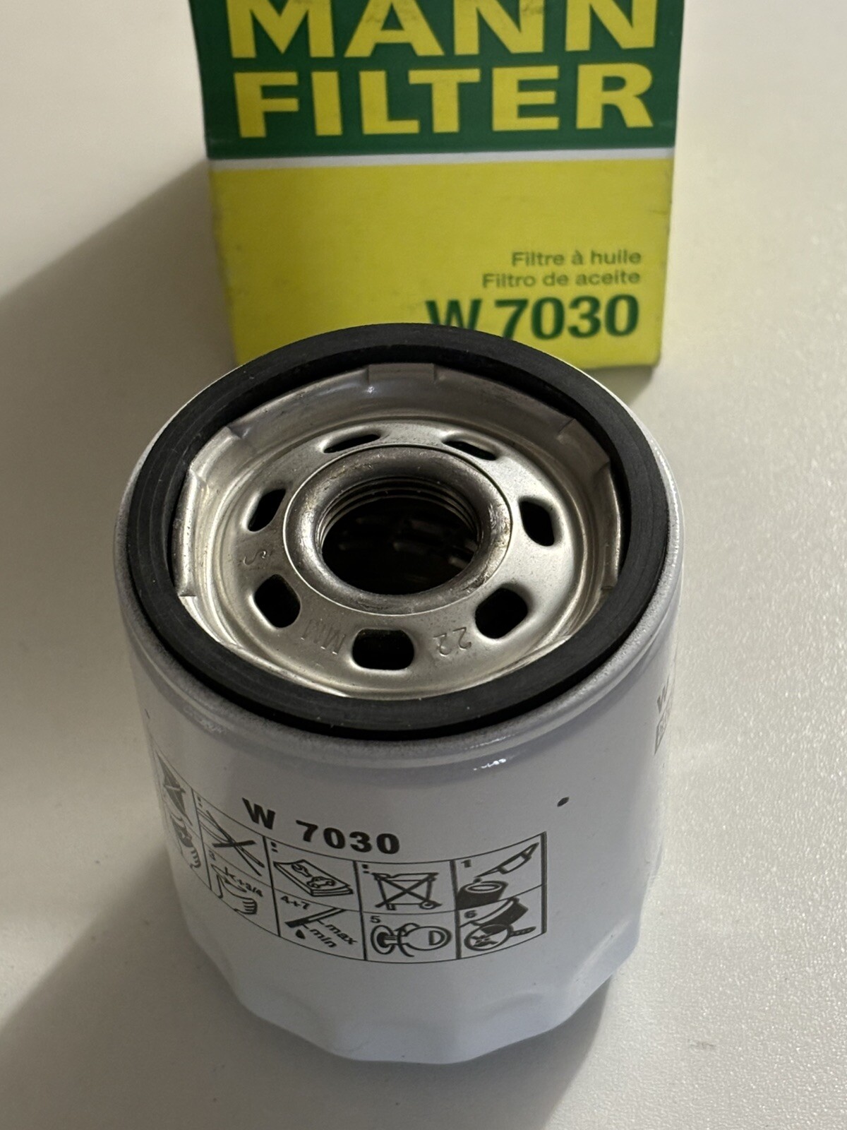 MANN W7030 OIL FILTER