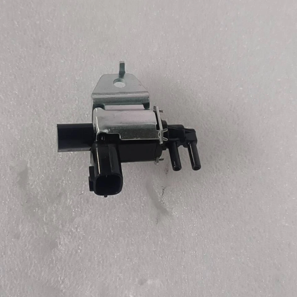 For Nissan Altima Air Conditioning Vacuum Solenoid Valve 14955-8J100 - Imagem 2 de 3