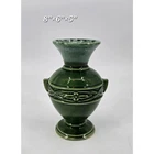 Vintage 1940s Hull Art Pottery Seafoam Edge Vase