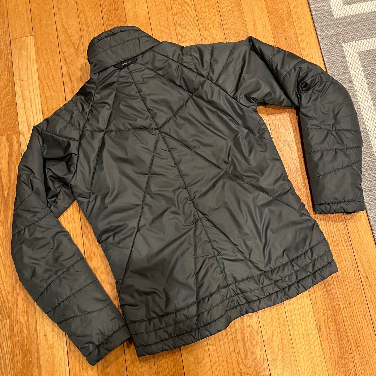 Columbia Women’s Whirlibird Interchange Winter Jacket Cream/Olive Size Small thumbnail 9