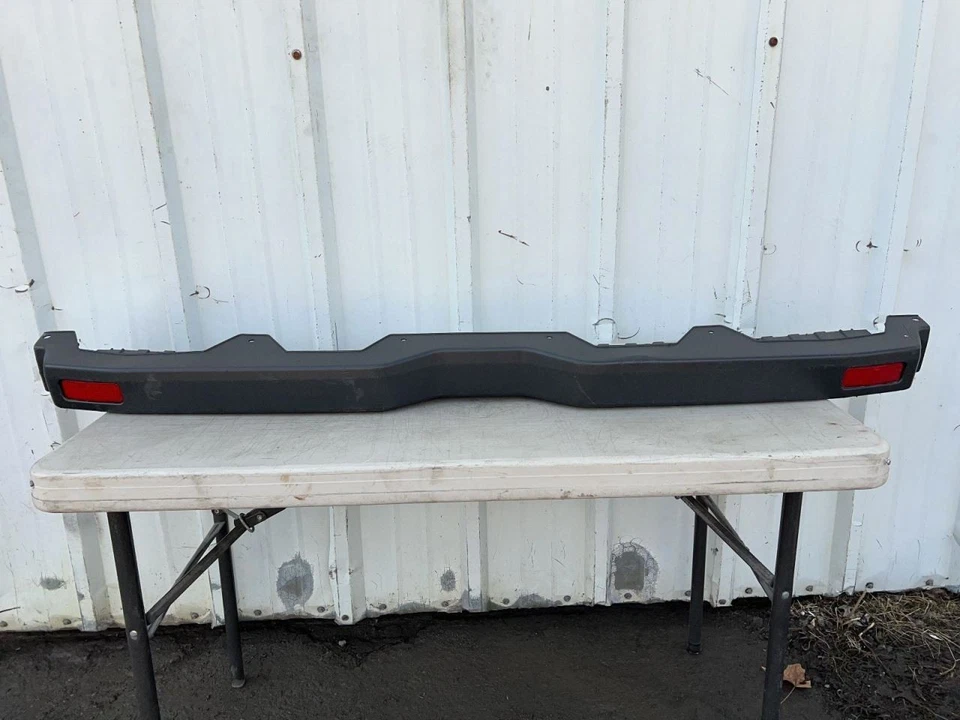 2015-2018 FORD TRANSIT 250 REAR BUMPER LOWER COVER W/O PARK ASSIST BLACK 64573 - Image 2 of 4