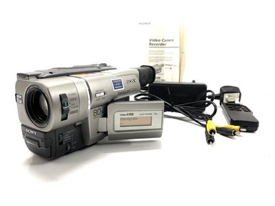 SONY CCD-TRV48E Video8 Hi8 Tape Analogue Video Camera HANDYCAM Complete Set