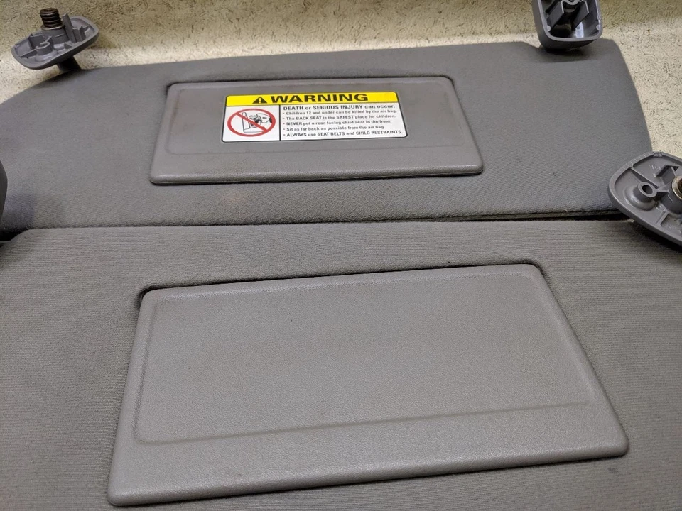 Par de parasol L/R súper cabina gris para camioneta Ford F150 00-02 z45-203152 Foto 2 de 4