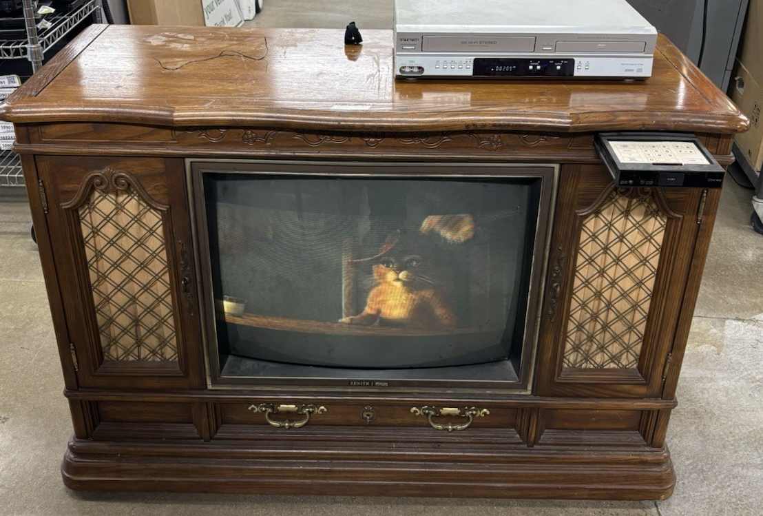 Zenith TV SB2777P 1985 Advanced System 3 Color Television Built in