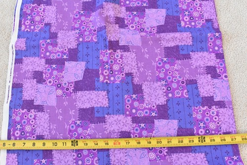 32" Long, Purple Patchwork-Print Quilt Cotton, Fabric Traditions/2001 N379 - Picture 3 of 6