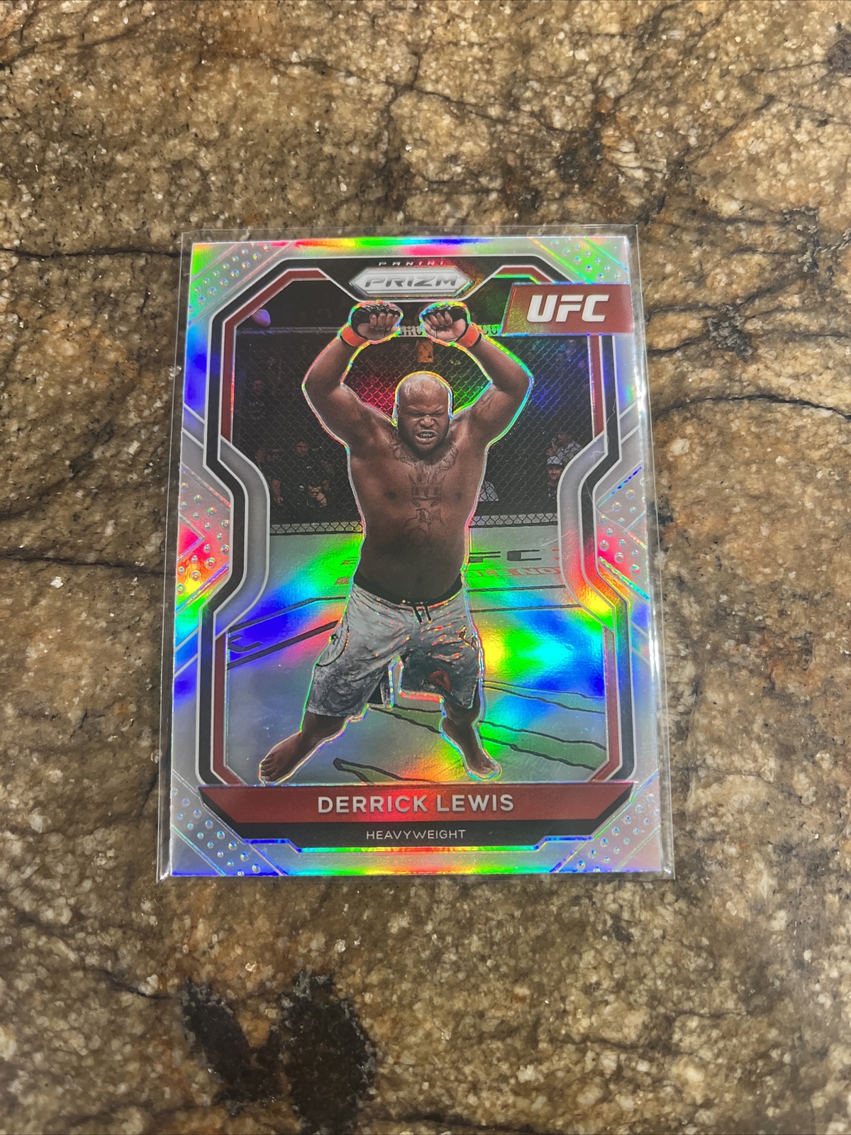 2021 panini prizm silver prizm refractor derrick lewis