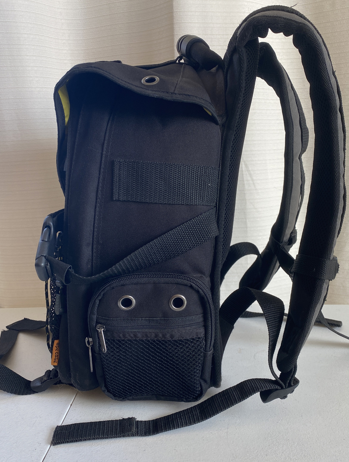 LARGE NOROZZA AC PRO 1800 APE CASE CAMERA BAG IN EXCELLENT CONDITION