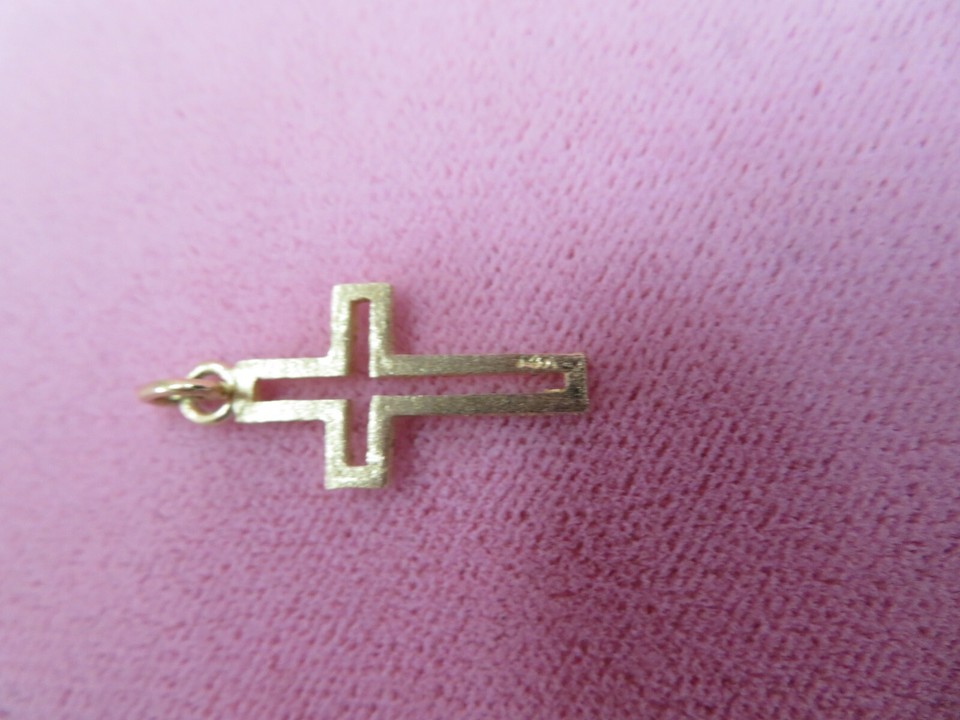 14k Solid Yellow Gold Diamond Cut Cross Pendant | eBay