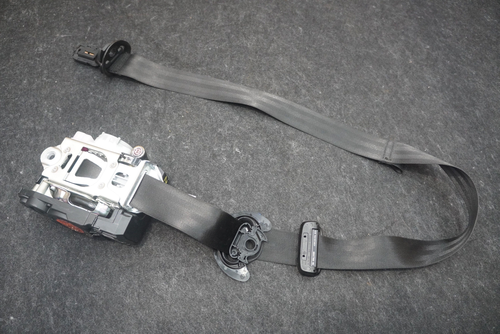 Front Right Passenger Seat Belt Retractor 4M8857706 BV04 Lamborghini Urus 2019