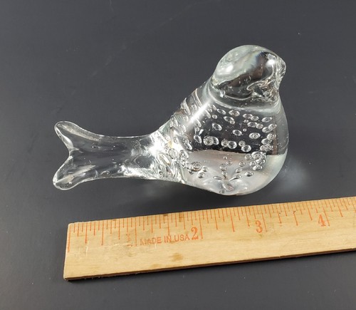 Art Glass Bird Paperweight with Bullicante Controlled Bubbles Clear Glass - Picture 7 of 7