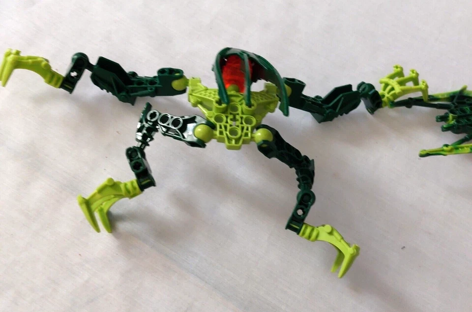 LOTE 4 LEGO 8980 Bionicle Glatorian Gresh, Agori, Tanma 8944, Hero Built 3.0 Foto 4 de 4