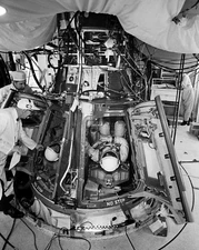 DAVE SCOTT NEIL ARMSTRONG GEMINI 8 ASTRONAUTS INSIDE CAPSULE 8X10 PHOTO (AA-658)