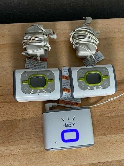 graco direct connect digital baby monitor with 2 parent units