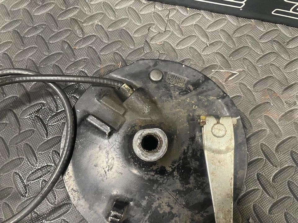 1980 Yamaha XT 500 Enduro 500 OEM BOM! Cubo de placa de braço alavanca de freio traseiro - Imagem 3 de 4