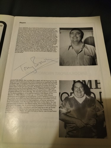 RARE 1980 WORLD PROFESSIONAL DARTS CHAMPIONSHIP PROGRAMME @ JOLLEES SIGNED X 10 - Picture 3 of 7