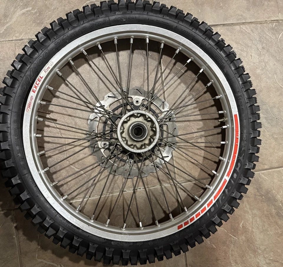 Suzuki Rmz450 2005-25 ruedas delanteras y traseras con neumáticos y rotores de freno Foto 2 de 4