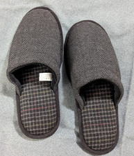 Isotoner Men s Slippers Gray Herringbone Size 9.5-10.5 Open Back