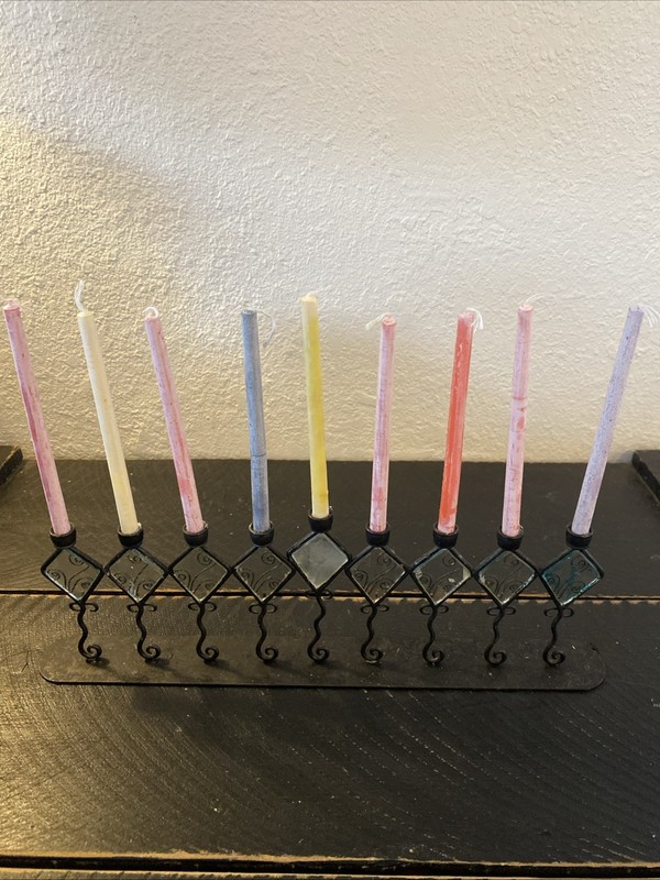 VTG Cast Iron & Pressed Glass 9 Candle Detailed Hanukkah Menorah 5x14”