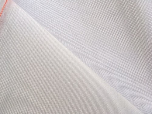 Antique White 20 Count Zweigart Aida cross stitch fabric - various size options - 第 1/1 張圖片