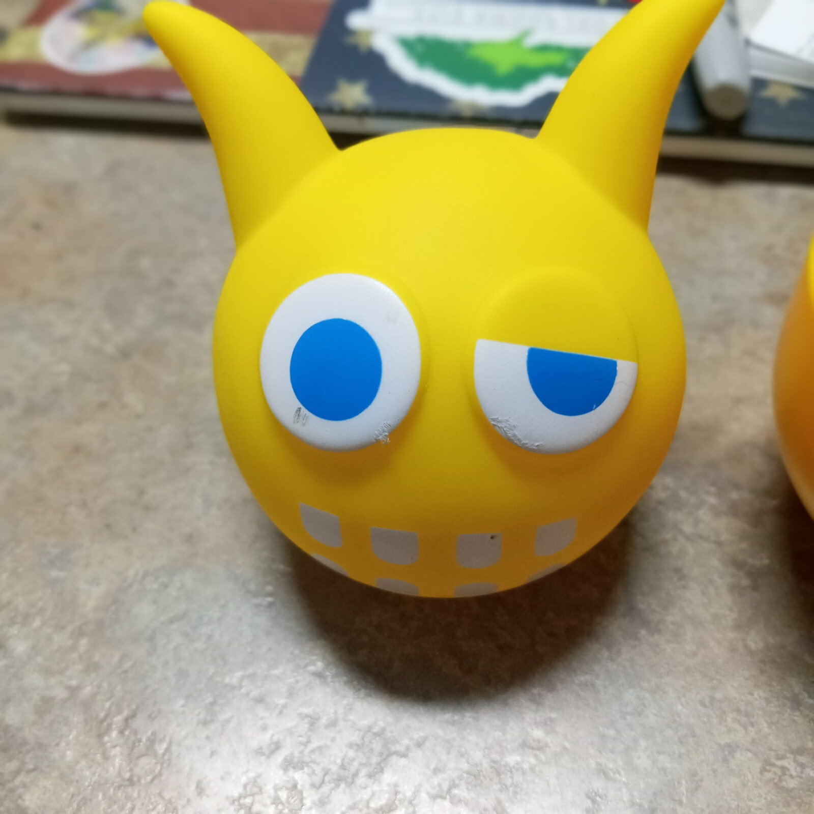 Pop Clocky Pop Monster SUNNY  Yellow Kids Alarm Clock CIB