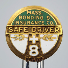 Masa vintage. Bonding & Insurance Co. Pin Safe Driver 8 años esmalte tono dorado