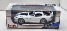 NEW MAISTO 1/18 DODGE VIPER GT2 GTSR WHITE BLACK STRIPES SPECIAL EDITION 46629