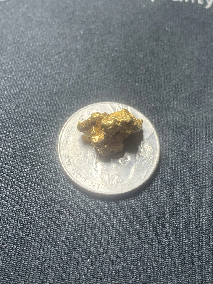 Genuine Austrailian large gold nugget clean no visible impurities NICE ! 4.62 g - Image 4 of 4