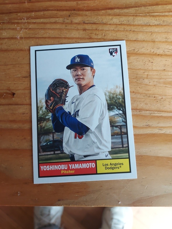 2024 Topps Archives - 1961 Topps Yoshinobu Yamamoto #61 (RC)