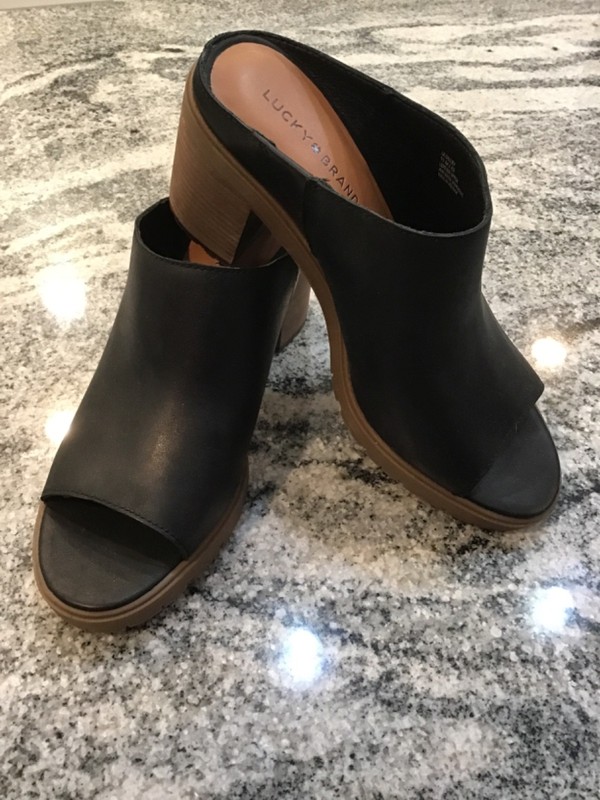 Lucky Brand womens Dalley peep toe shoes size 11