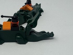 Lot of 2 Lego Dark Green Alligator/Crocodile 8632 Agents Swamp Raid