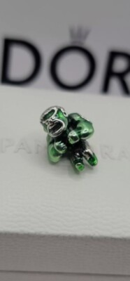 Pandora Marvel Avengers Hulk Silver Green Charm 792193C01 w/ pouch A8