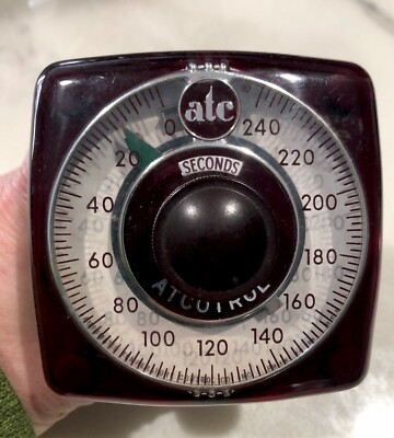 ATC  ATCOTROL  Type 305. 0 - 240 SECOND RESET TIMER. New Old Stock. W/hardware
