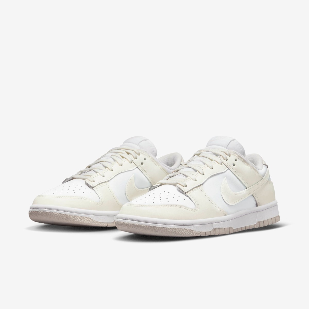 New Nike Women's Dunk Low Shoes Sneakers - White/ Sail