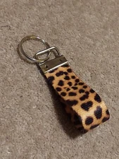 ANIMAL PRINT KEYCHAIN - NEW