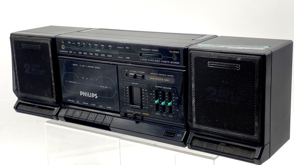 Vintage Boombox Philips Magnavox Radio D8270 w AM/FM Stereo New