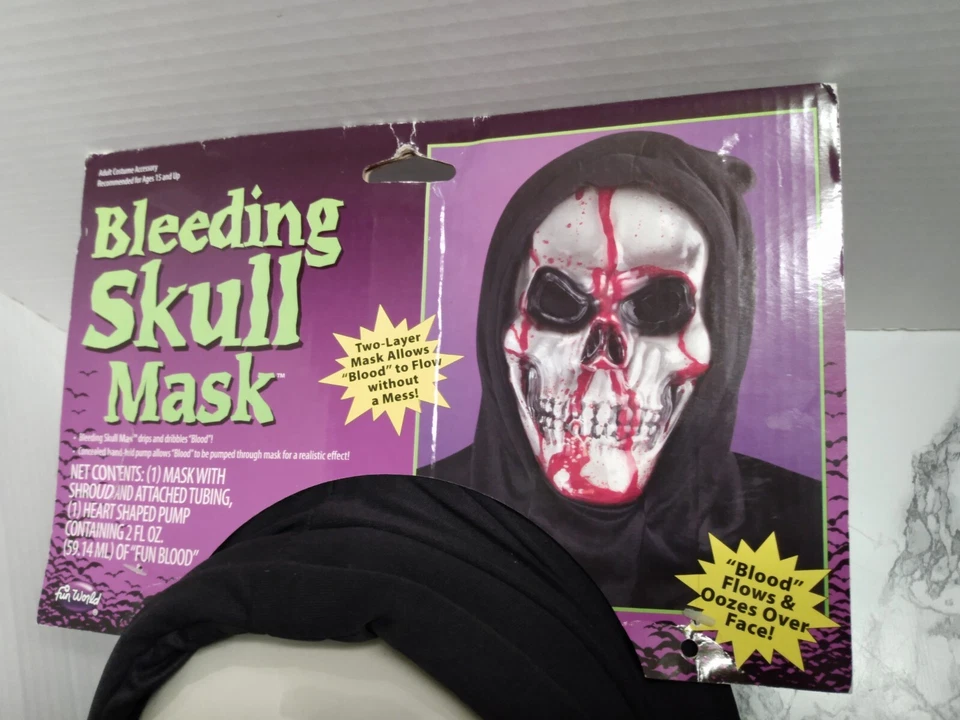 New Bleeding Skull Mask Adult Costume Drips Blood Age 15+ Skeleton  - Image 4 of 4