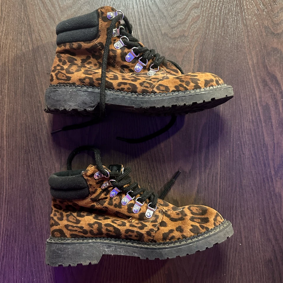 Cheetah print ankle boots (sz 8.5) - Image 2 of 3