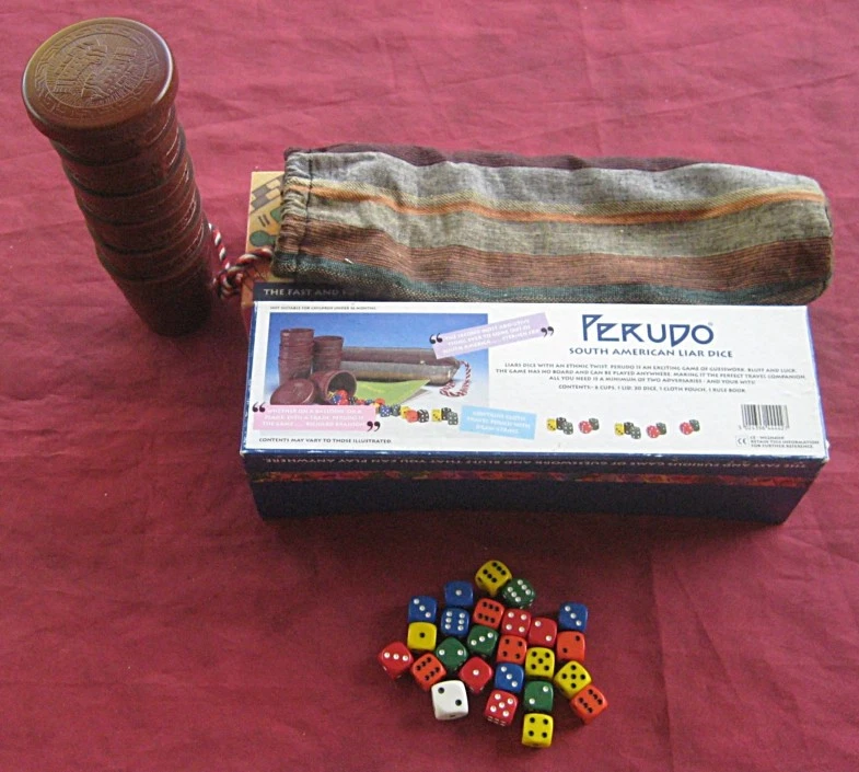 Perudo. South American Liar Dice. 2 - 6 players. Age 8+. - Photo 2/2