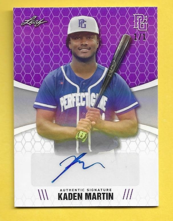 KADEN MARTIN 1/1 AUTO 2021 LEAF PERFECT GAME PURPLE SHIMMER AUTO MTSU FOOTBALL
