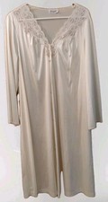 Vintage Vanity Fair BRIDAL Ivory With Lace Trim Lingerie Button Up Robe L