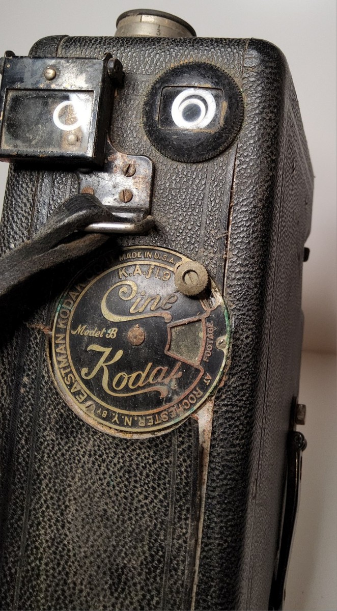 CINE KODAK MODEL B 16MM CAMERA | eBay