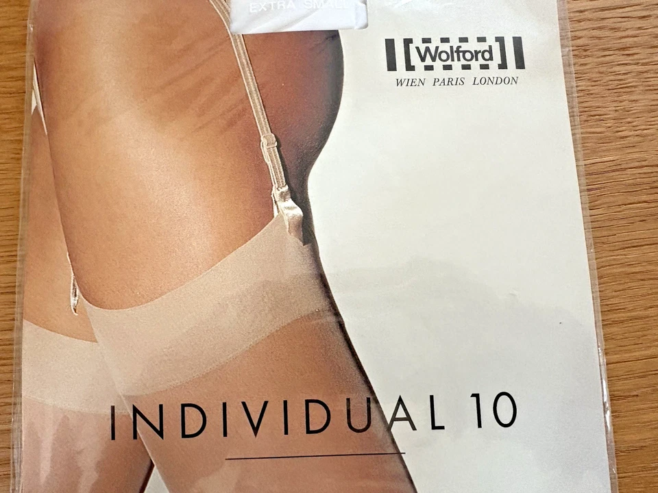 WOLFORD INDIVIDUAL  10 weiße Nylonstrümpfe  85% Nylon & 15% Elasthan Größe XS - Bild 2 von 3