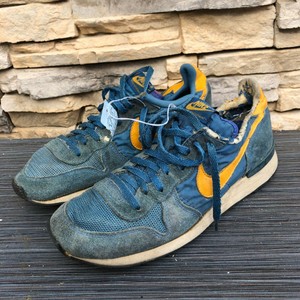 nike internationalist blue and yellow