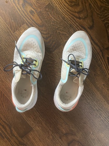 Nike Running Shoes - Picture 3 of 5