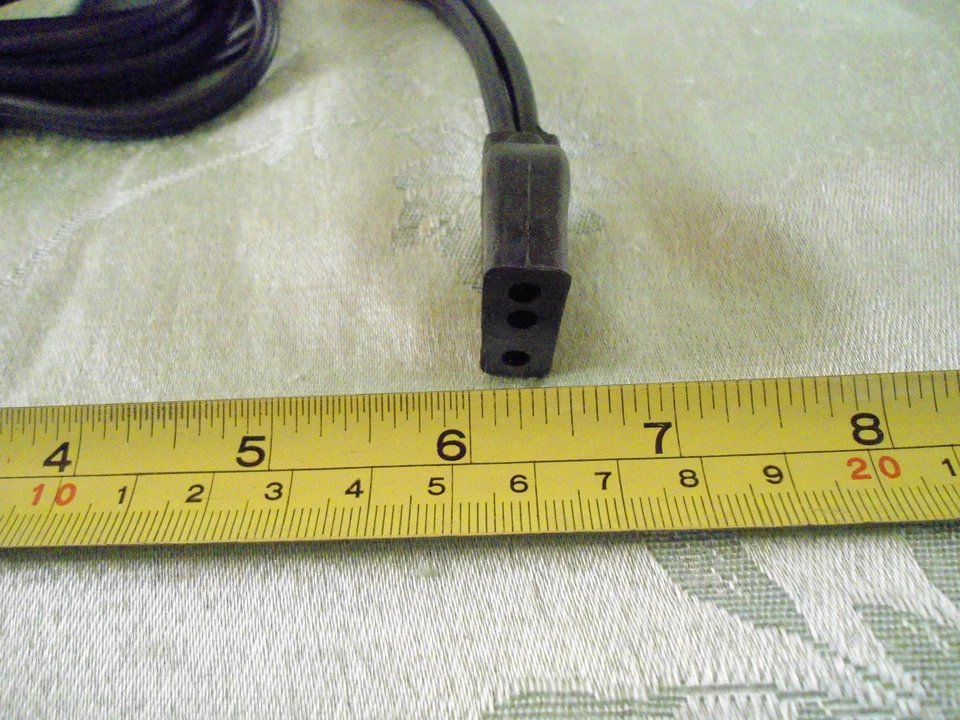 Control de pie Kenmore 385, 158, 148 series espaciado desigual 3 pasadores redondos Foto 3 de 4